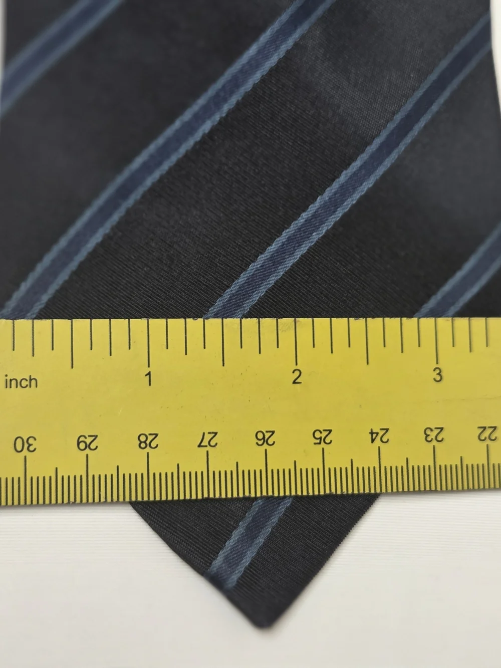 Ermenegildo Zegna Mens 100% Silk Black Tie with Blue Stripes XL 3.55x60.5